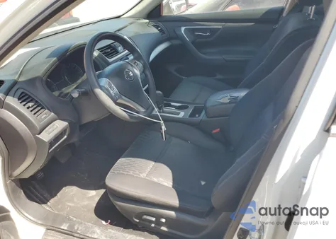 2016 Nissan Altima 2.5 from USA, damaged, VIN 1N4AL3AP4GN366572